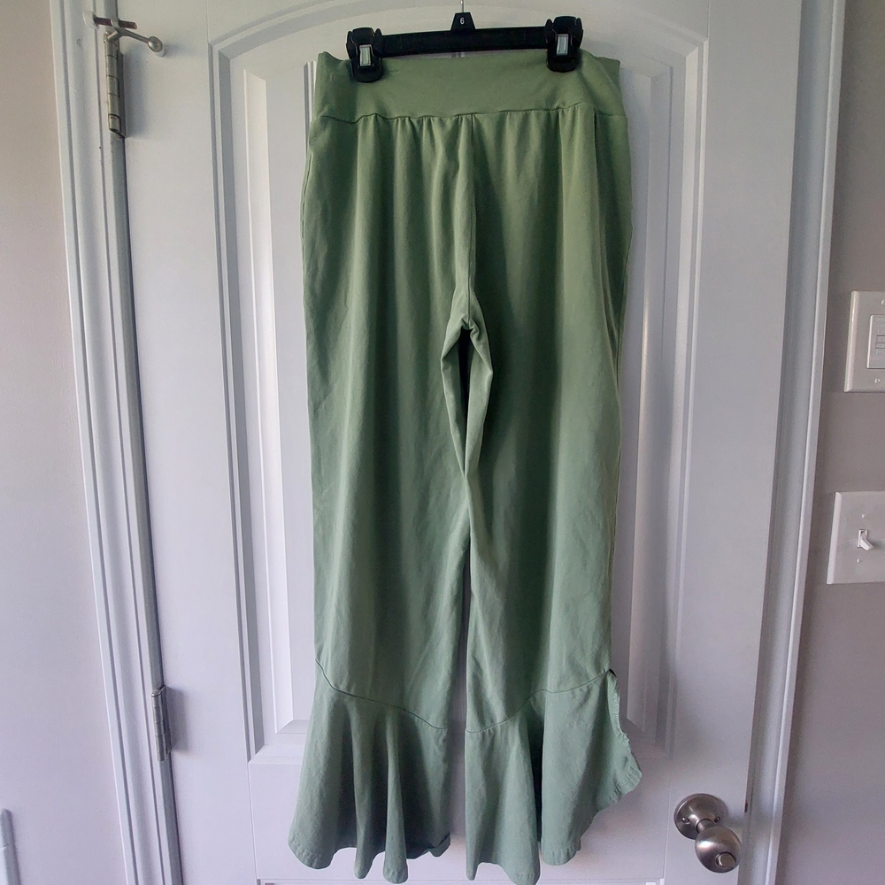 Matlida Jane Olive Green Ruffle-Hem Wide Leg Pants - Picture 2 of 4